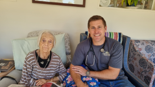 Dr_James_Mcleod_3134496.jpg