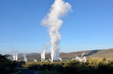 Feasibility Study on Geothermal Power Generation From Brine